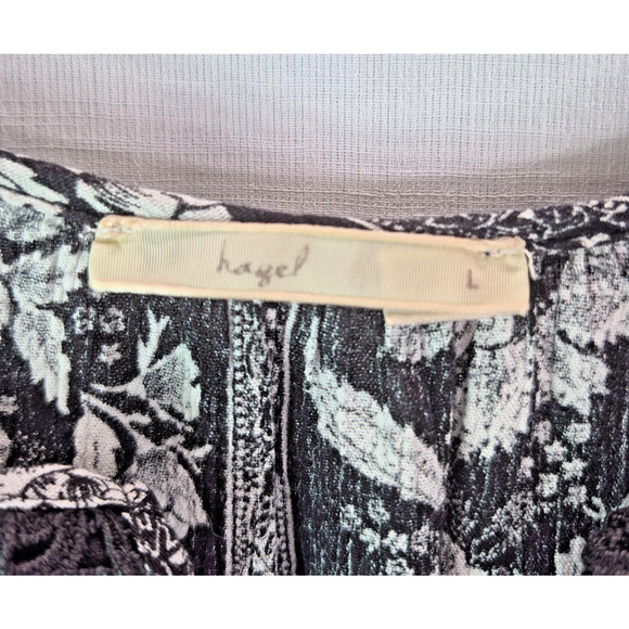 Hazel Jacqueline Boho Tunic Top – Size Large – Black White Floral Crochet Stitch - Picture 4 of 10